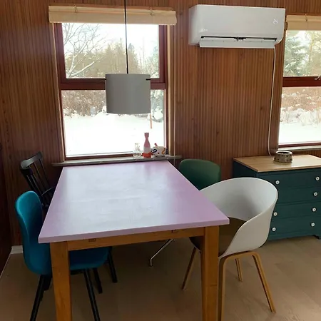 Cosy House Near Nature And Dom wakacyjny Storvorde
